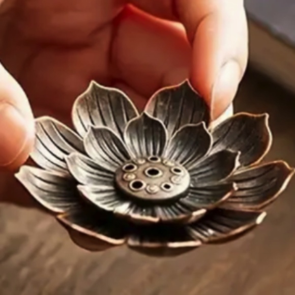 Incense Holder Zinc Alloy Lotus Flower - Multi-Hole Tray-   3.25 Inch Diameter- - Picture 4 of 5